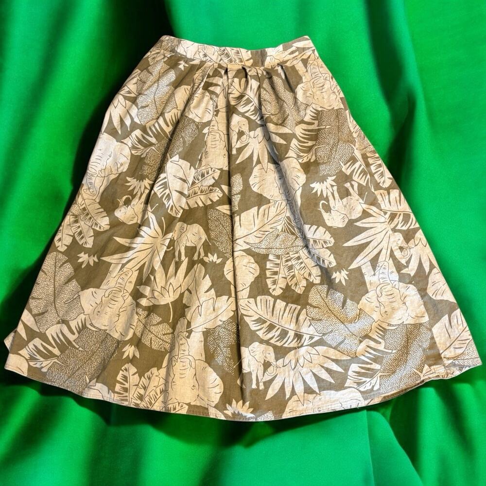 Vintage Jungle Skirt Sz Sm/Med Handmade Olive Green Elephants Palm Leaves Retro
